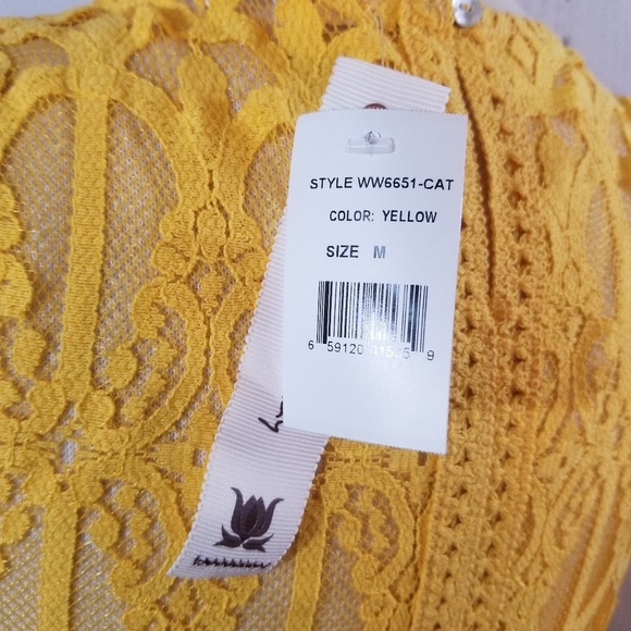 WILLOW AND CLAY Lace & Chiffon High/Low Top - Picture 8 of 8